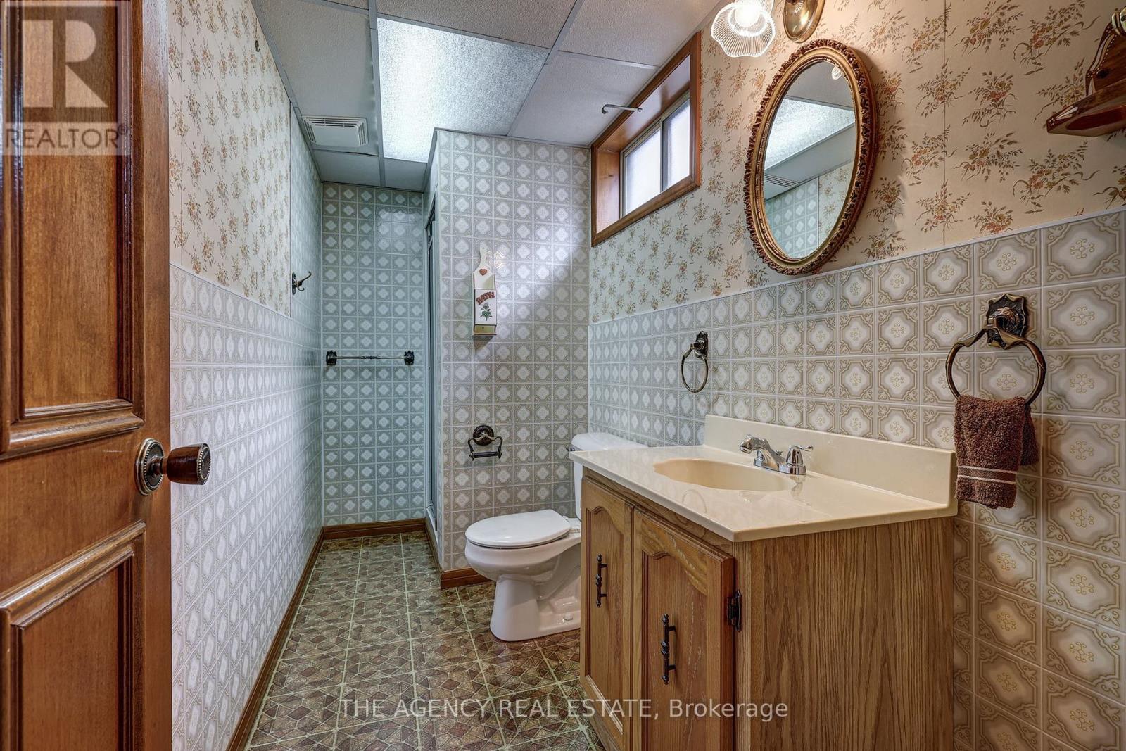 57 Laurentian Drive S, London East, Ontario  N5W 1N8 - Photo 40 - X13076874