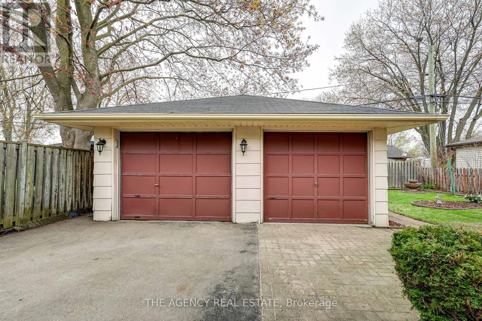 57 Laurentian Drive S, London East, Ontario  N5W 1N8 - Photo 6 - X13076874