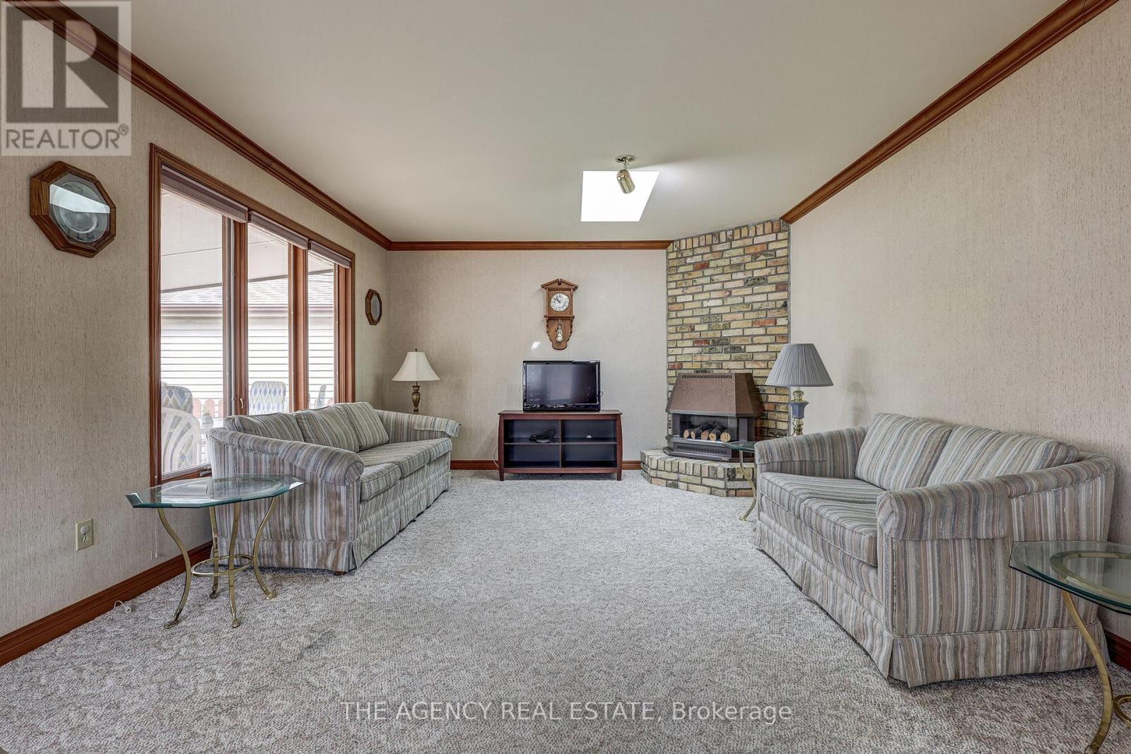 57 Laurentian Drive S, London East, Ontario  N5W 1N8 - Photo 8 - X13076874