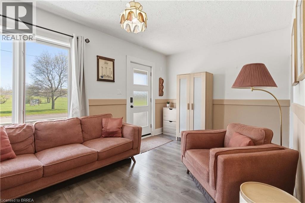 7 Ontario Street, Brantford, Ontario  N3S 2B7 - Photo 5 - 40826576