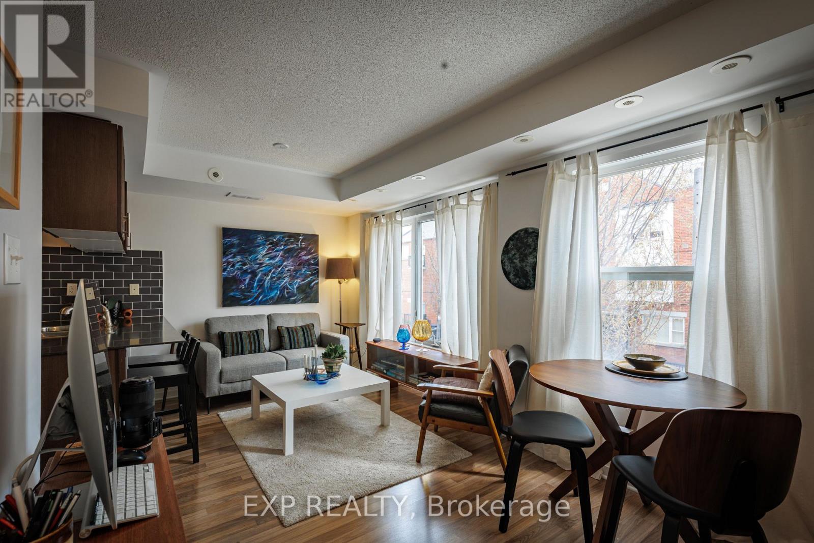 5 - 88 MUNRO STREET, Toronto, Ontario