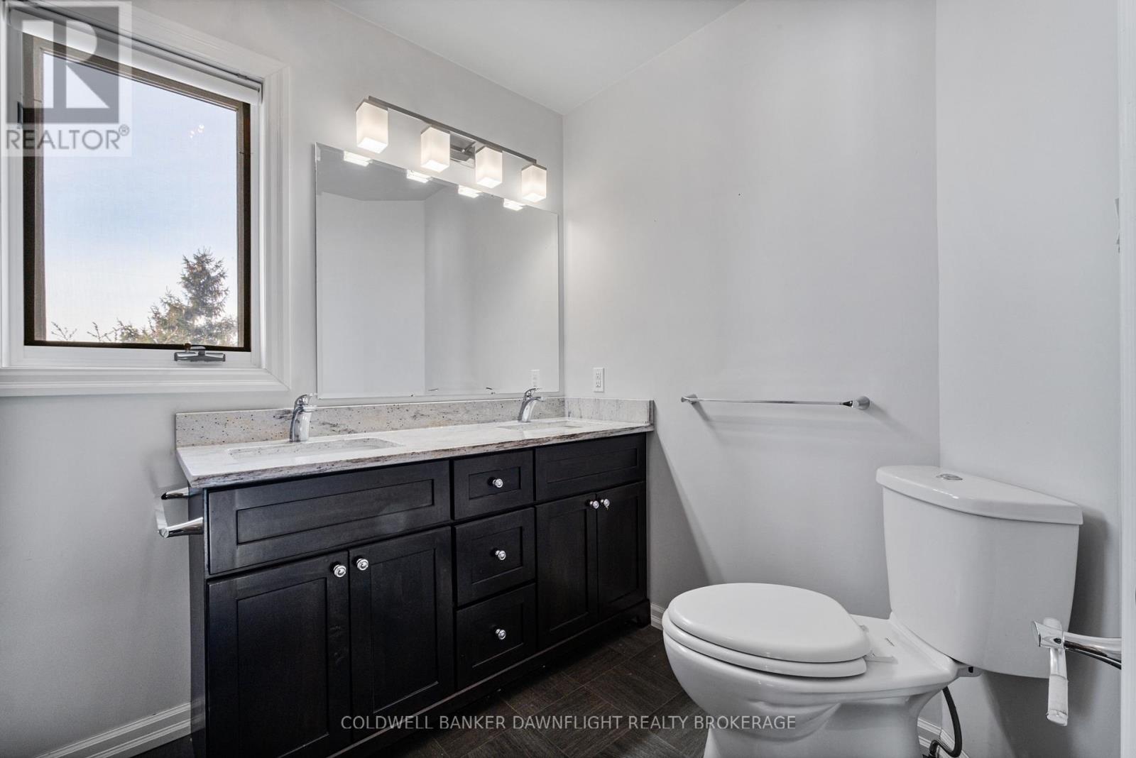 70129 Evergreen Line, South Huron, Ontario  N0M 1S5 - Photo 18 - X12766314