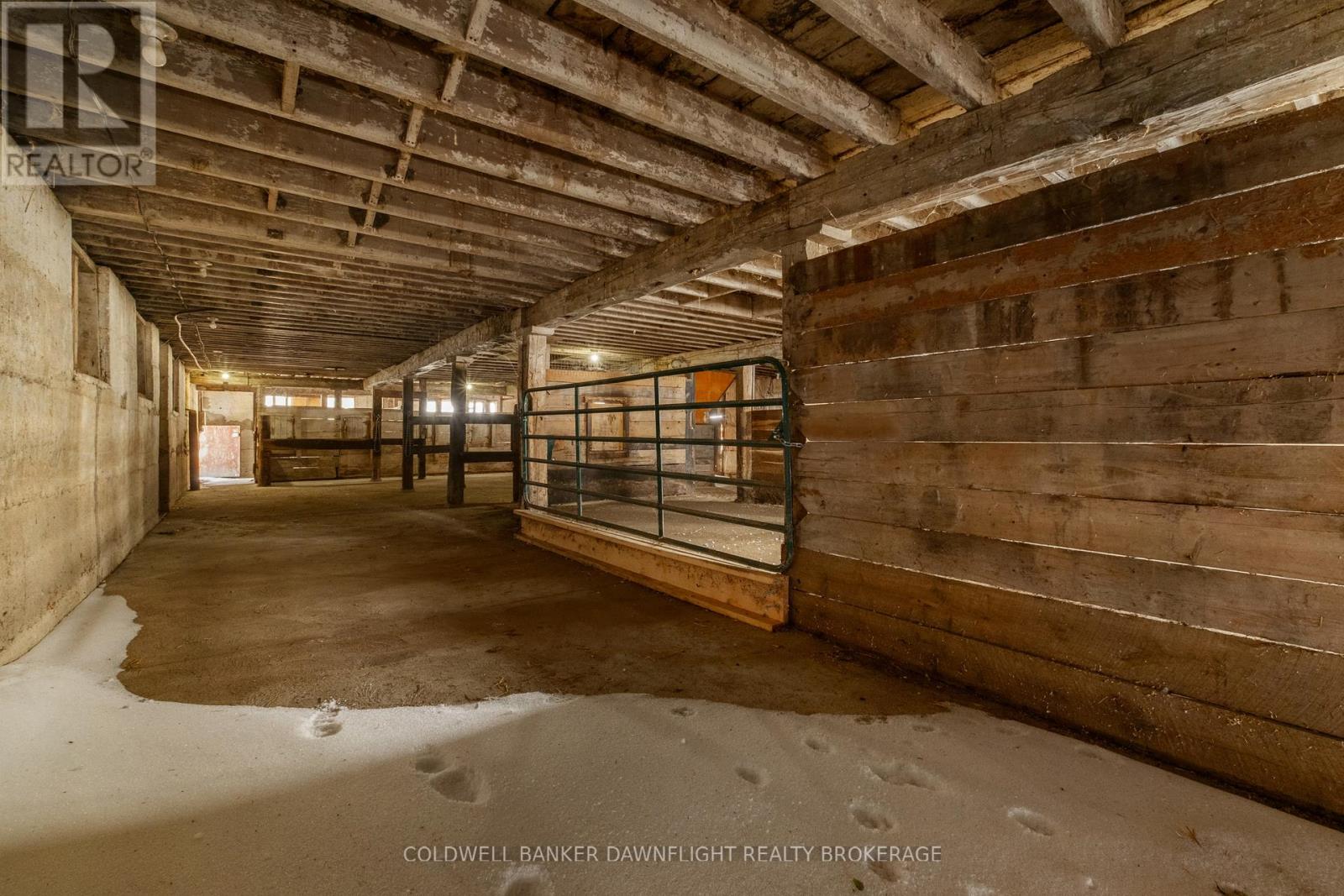 70129 Evergreen Line, South Huron, Ontario  N0M 1S5 - Photo 35 - X12766314