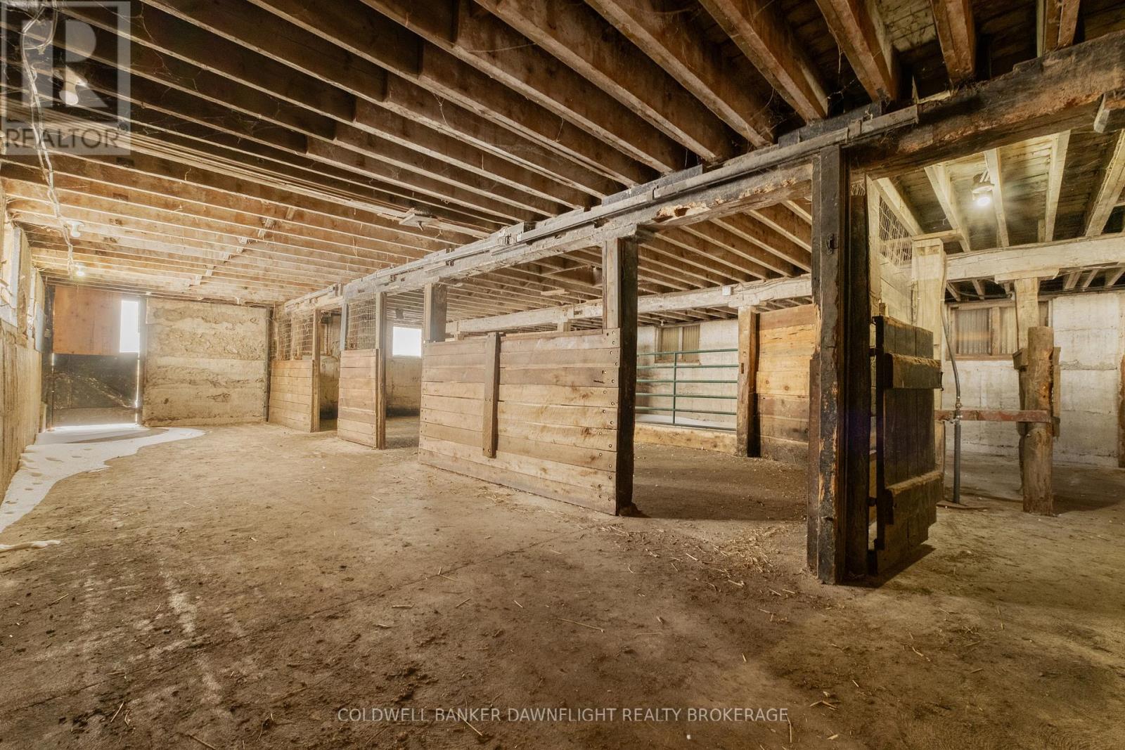 70129 Evergreen Line, South Huron, Ontario  N0M 1S5 - Photo 37 - X12766314