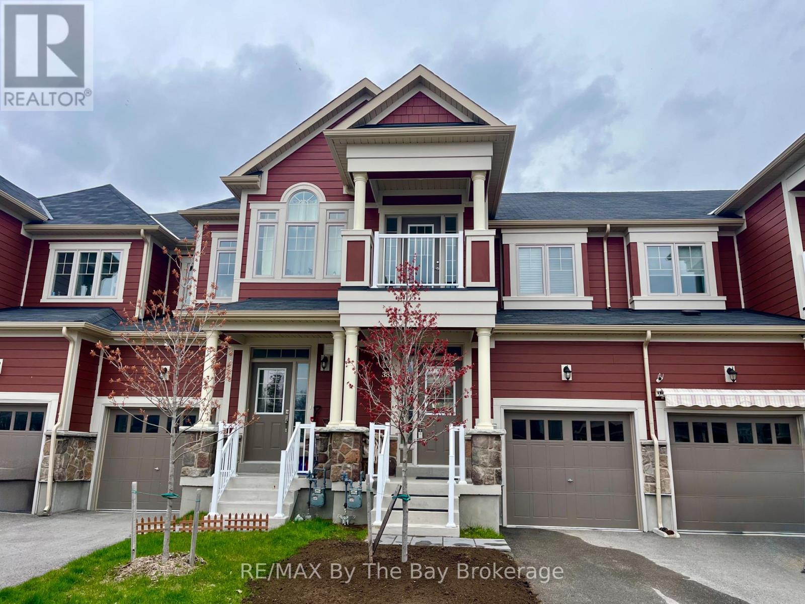38 LITTLE RIVER CROSSING, Wasaga Beach, Ontario