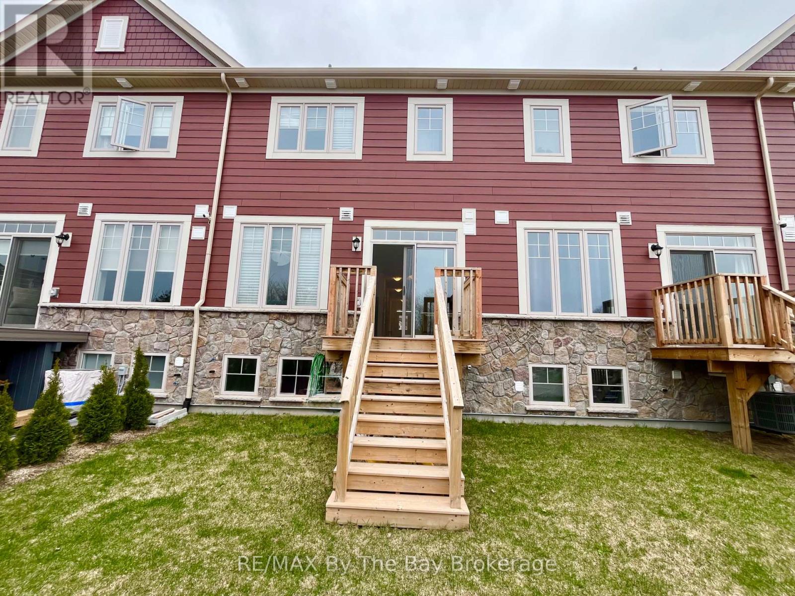 38 Little River Crossing, Wasaga Beach, Ontario  L9Z 0J8 - Photo 25 - S13076936