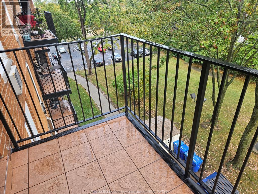 6624 Thornberry Unit# 207, Windsor, Ontario  N8T 2X2 - Photo 8 - 26002579