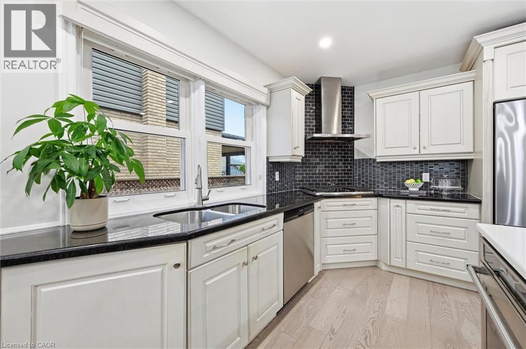 1400 Olga Drive, Burlington, Ontario  L7S 1L2 - Photo 11 - 40825536