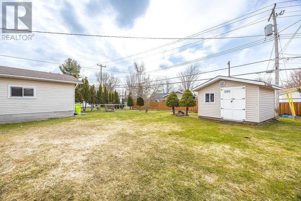 174 Palace Dr, Sault Ste. Marie, Ontario  P6B 5H5 - Photo 34 - SM260846