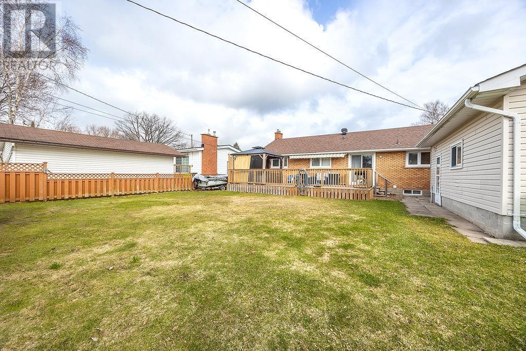 174 Palace Dr, Sault Ste. Marie, Ontario  P6B 5H5 - Photo 35 - SM260846