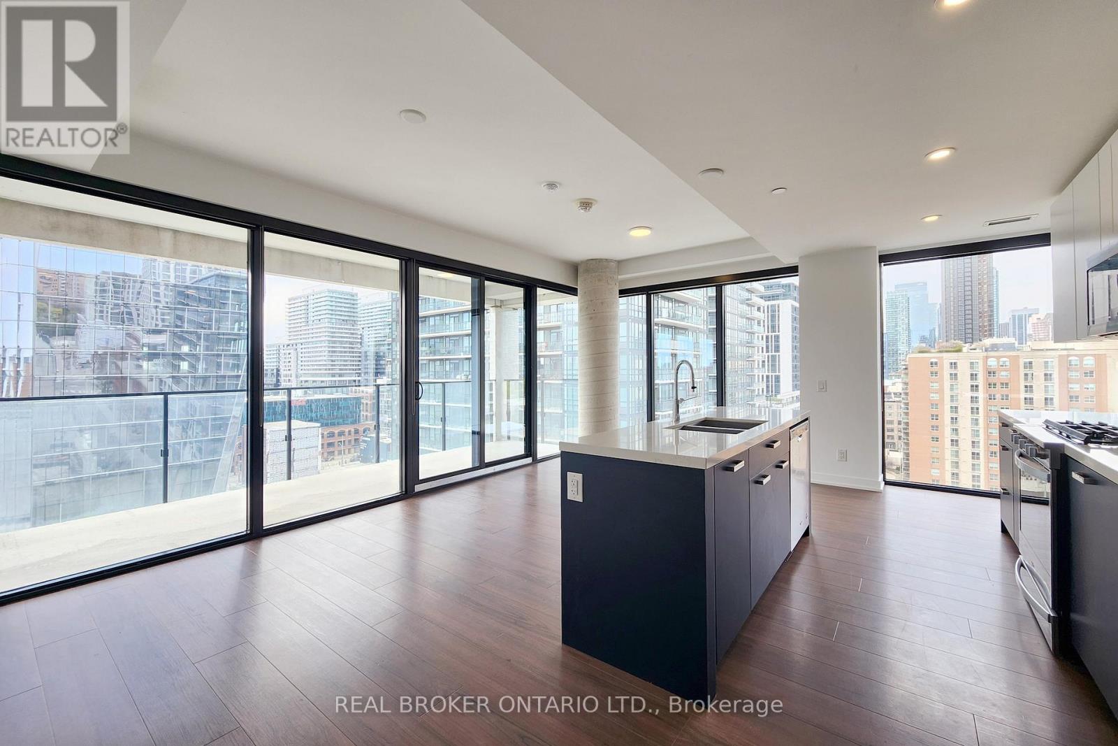 1208 - 55 Ontario Street, Toronto, Ontario  M5A 0T8 - Photo 3 - C13076812