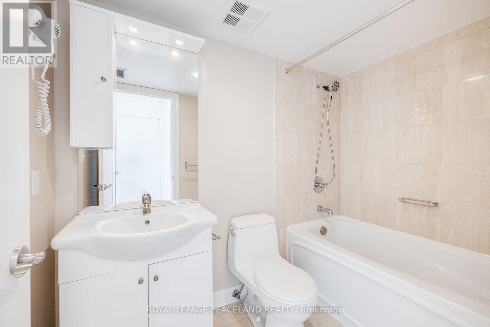 1010 - 16 Harrison Garden Boulevard, Toronto, Ontario  M2N 7J6 - Photo 17 - C13076872