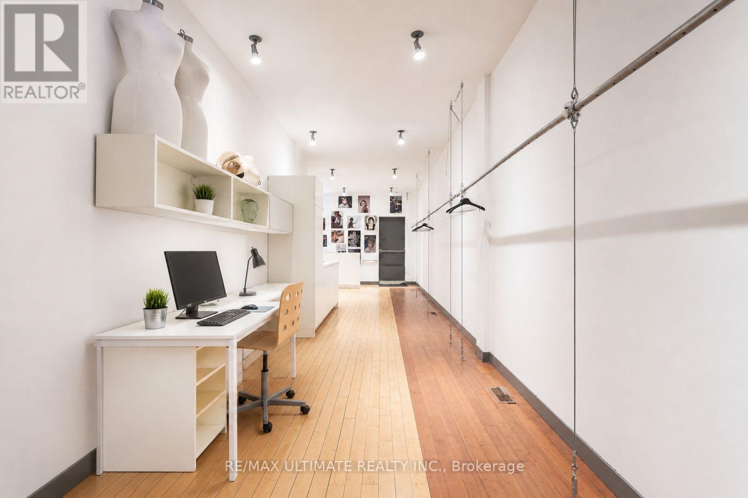 Main Floor - 812 Dundas Street W, Toronto, Ontario  M6J 1V3 - Photo 15 - C13076948