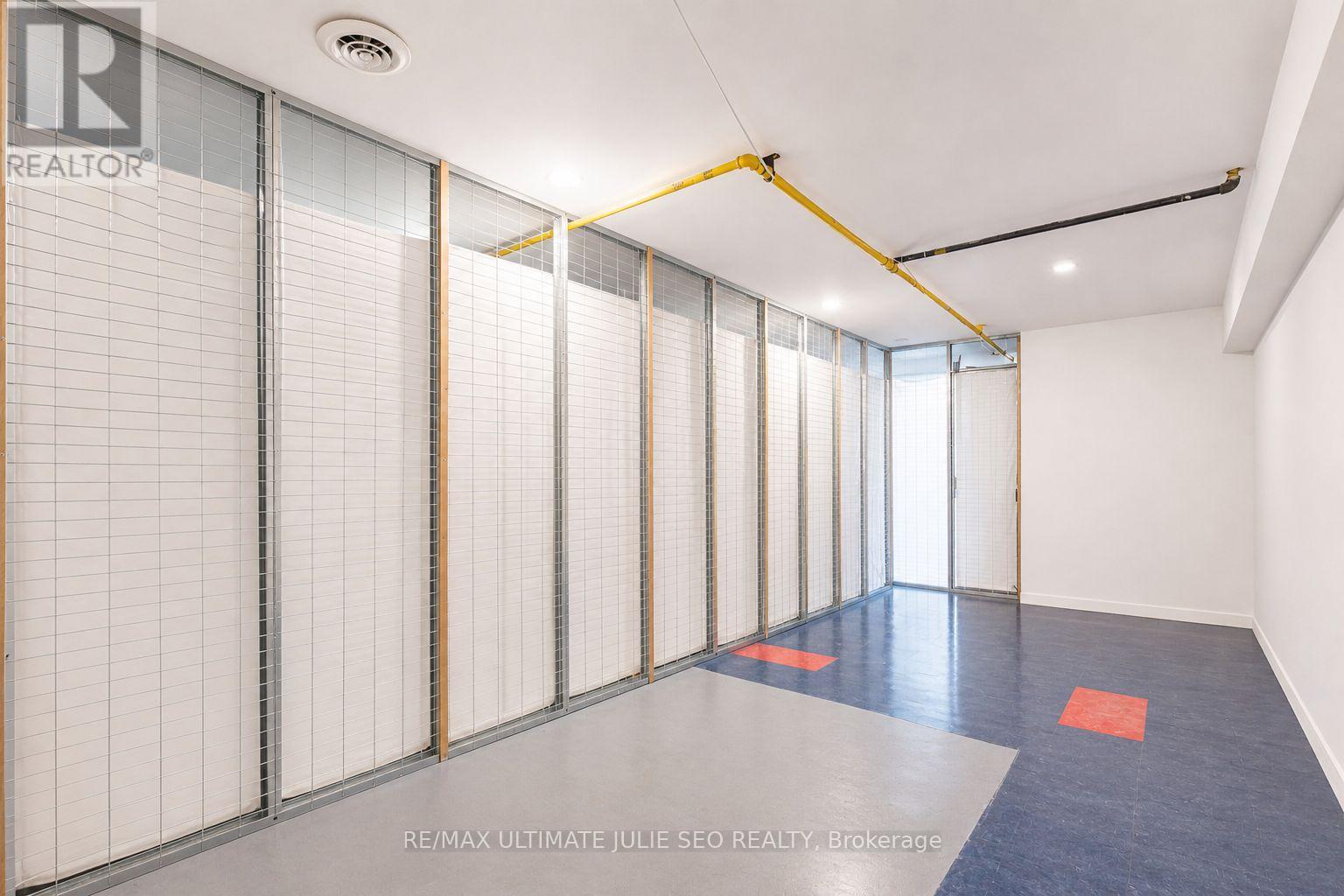 Main Floor - 812 Dundas Street W, Toronto, Ontario  M6J 1V3 - Photo 19 - C13076948
