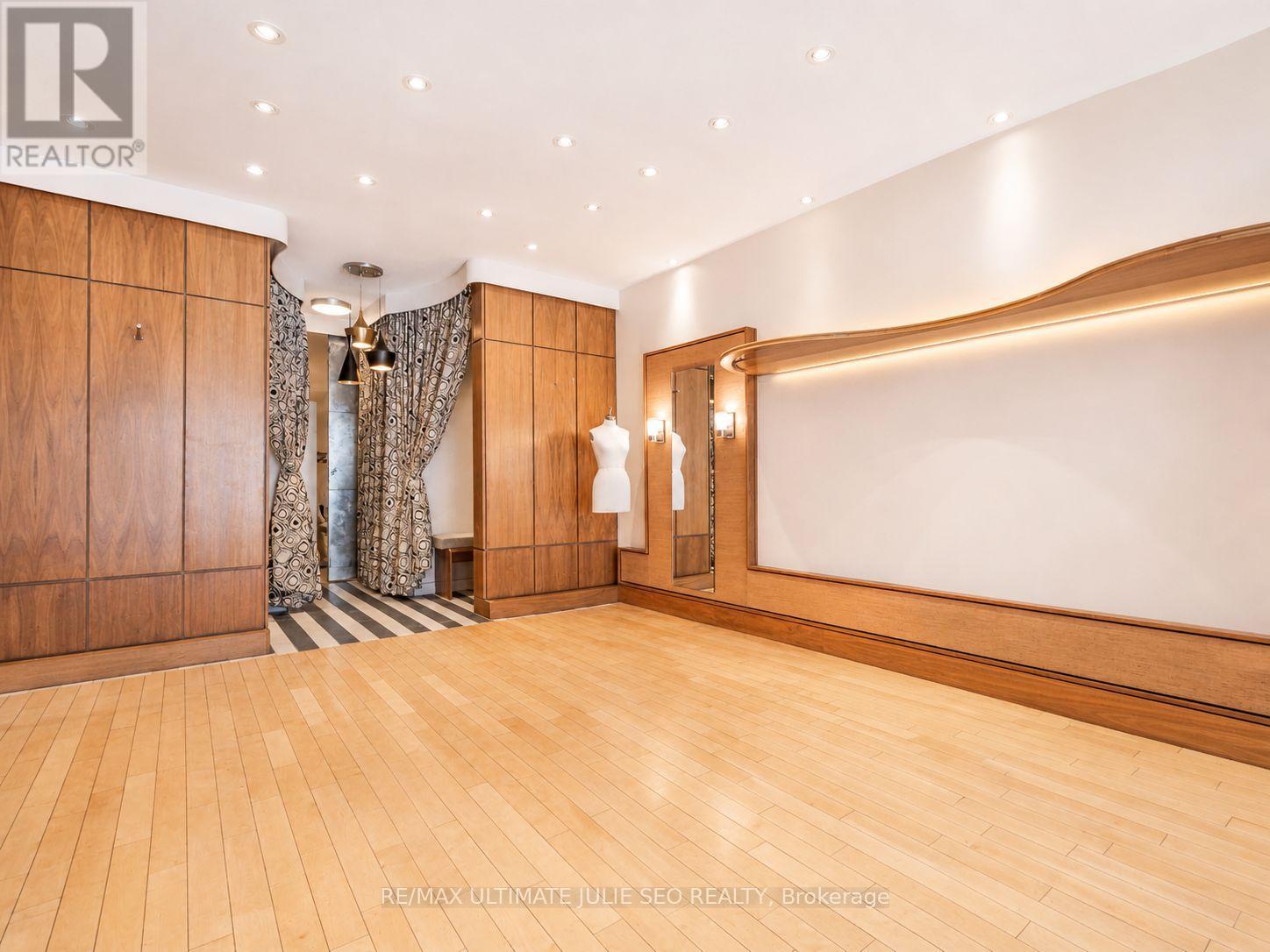 Main Floor - 812 Dundas Street W, Toronto, Ontario  M6J 1V3 - Photo 6 - C13076948