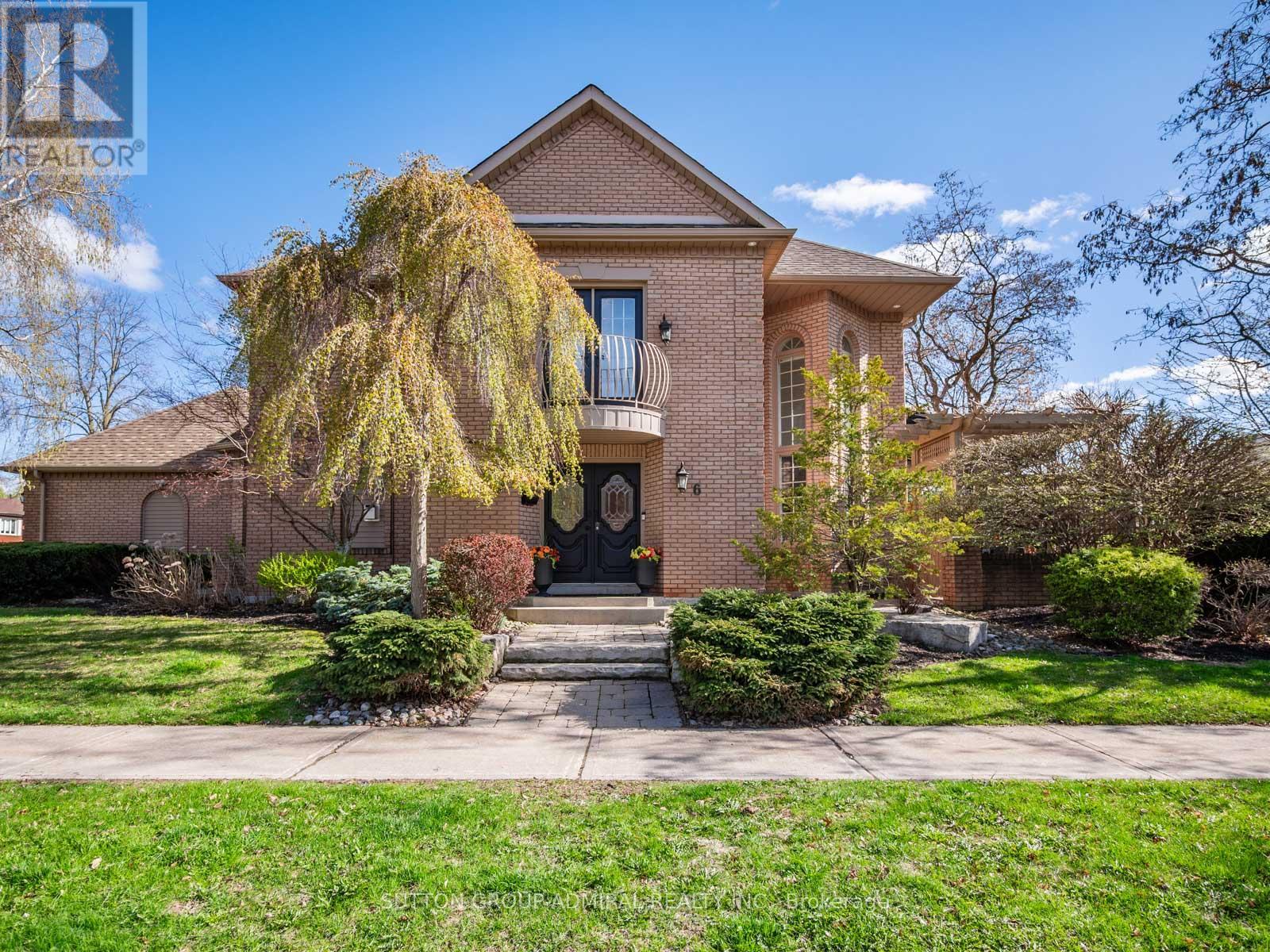 6 Colton Crescent S, Vaughan, Ontario  L4L 3L7 - Photo 2 - N13076880