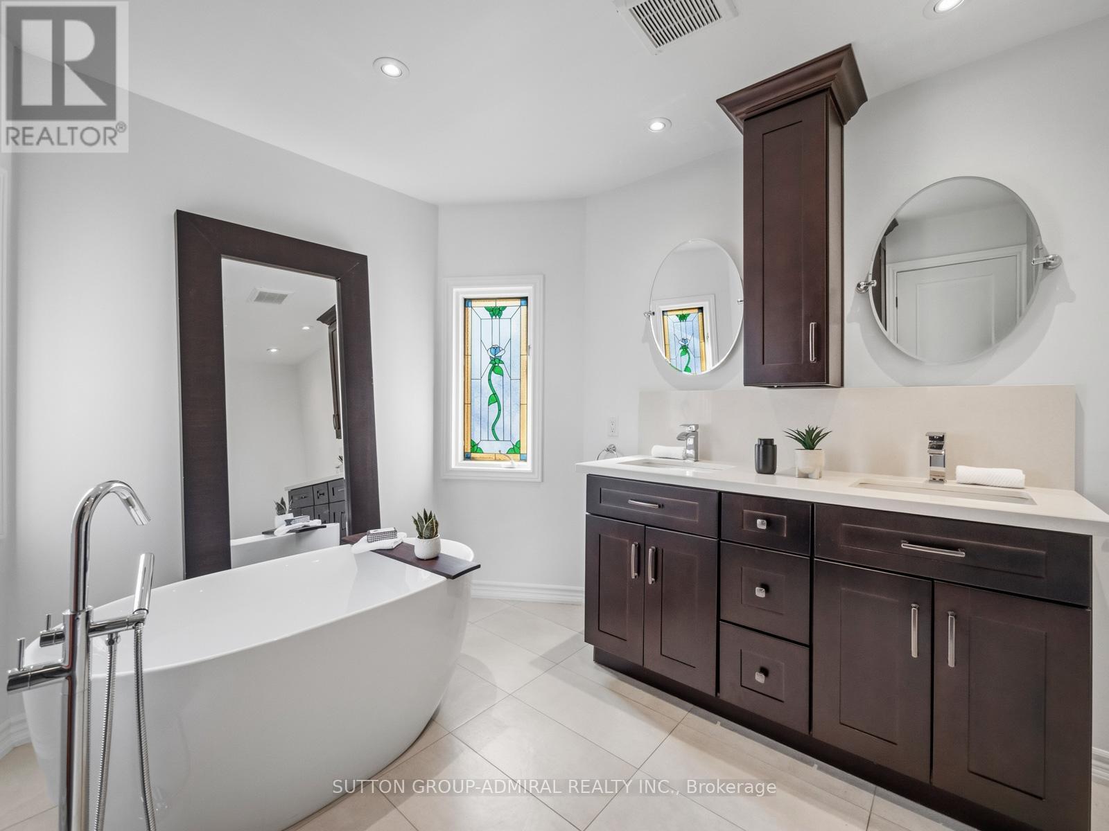 6 Colton Crescent S, Vaughan, Ontario  L4L 3L7 - Photo 25 - N13076880