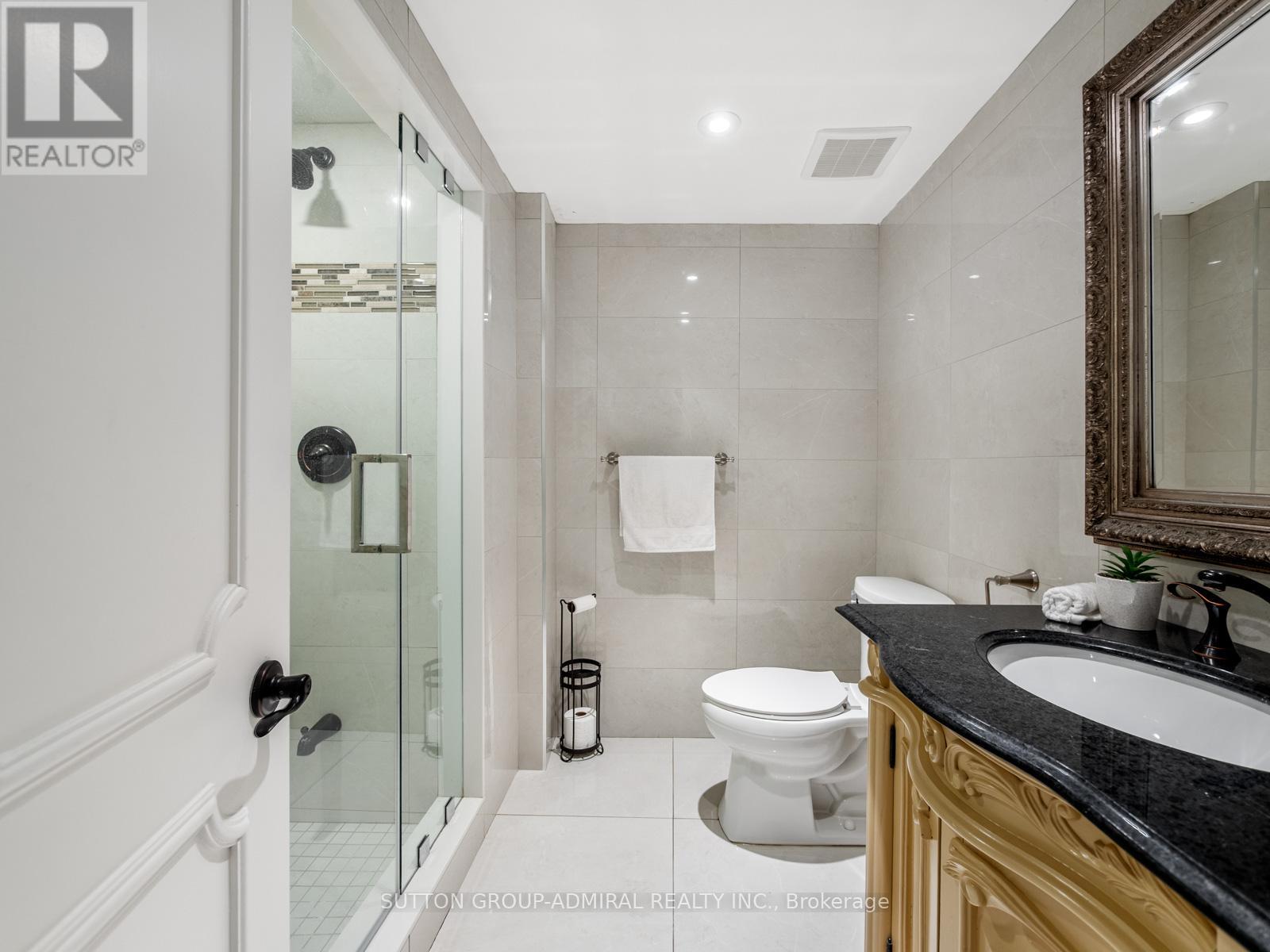 6 Colton Crescent S, Vaughan, Ontario  L4L 3L7 - Photo 40 - N13076880