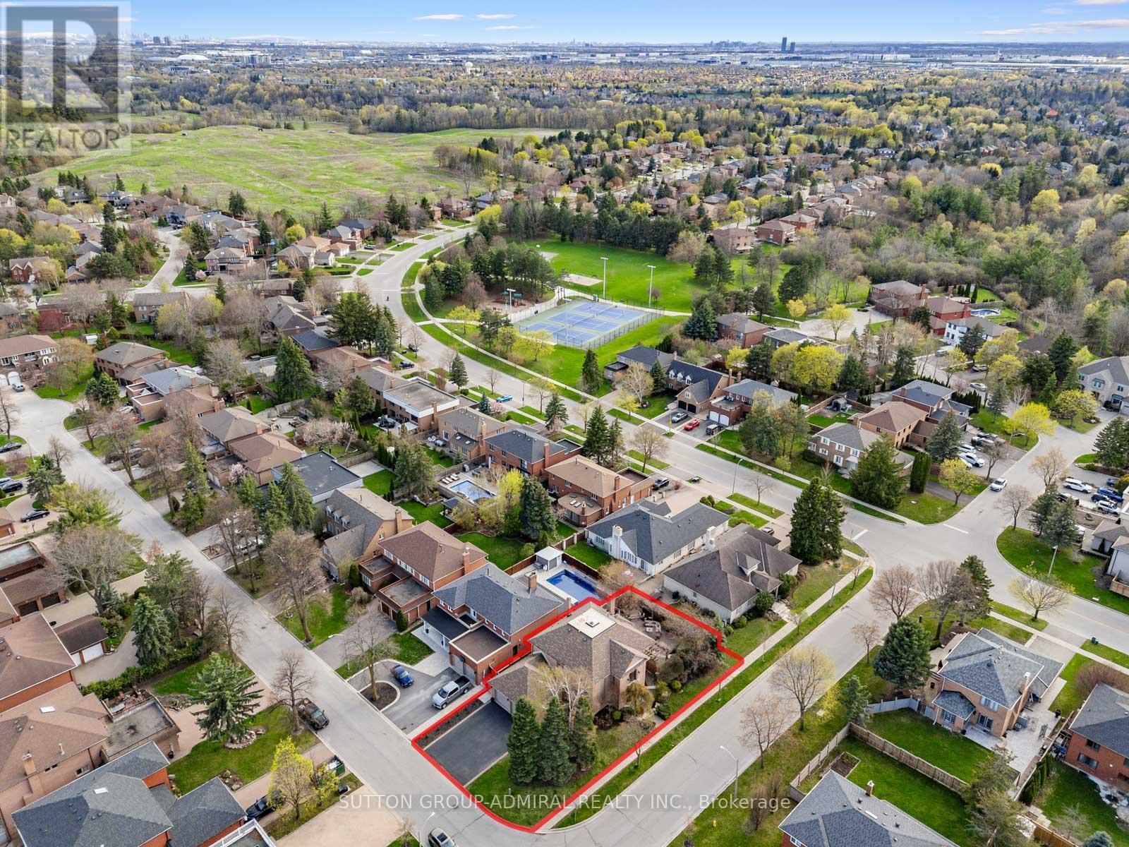 6 Colton Crescent S, Vaughan, Ontario  L4L 3L7 - Photo 47 - N13076880