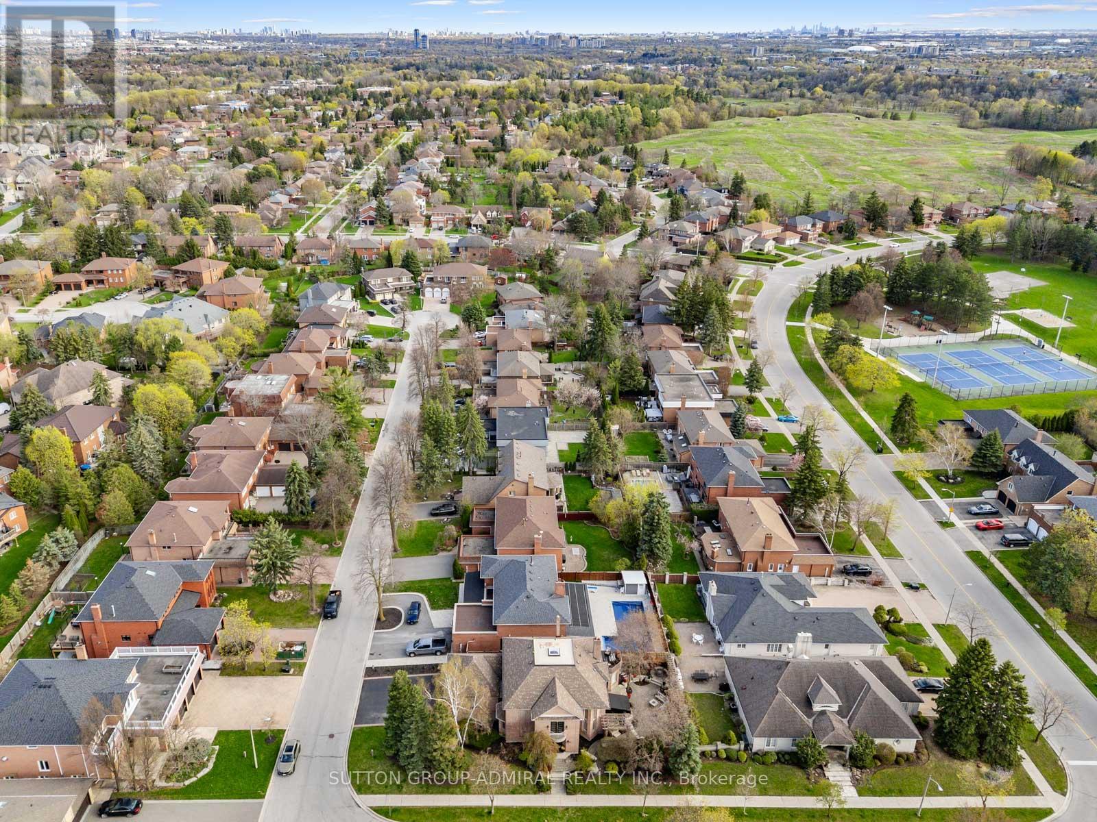 6 Colton Crescent S, Vaughan, Ontario  L4L 3L7 - Photo 48 - N13076880