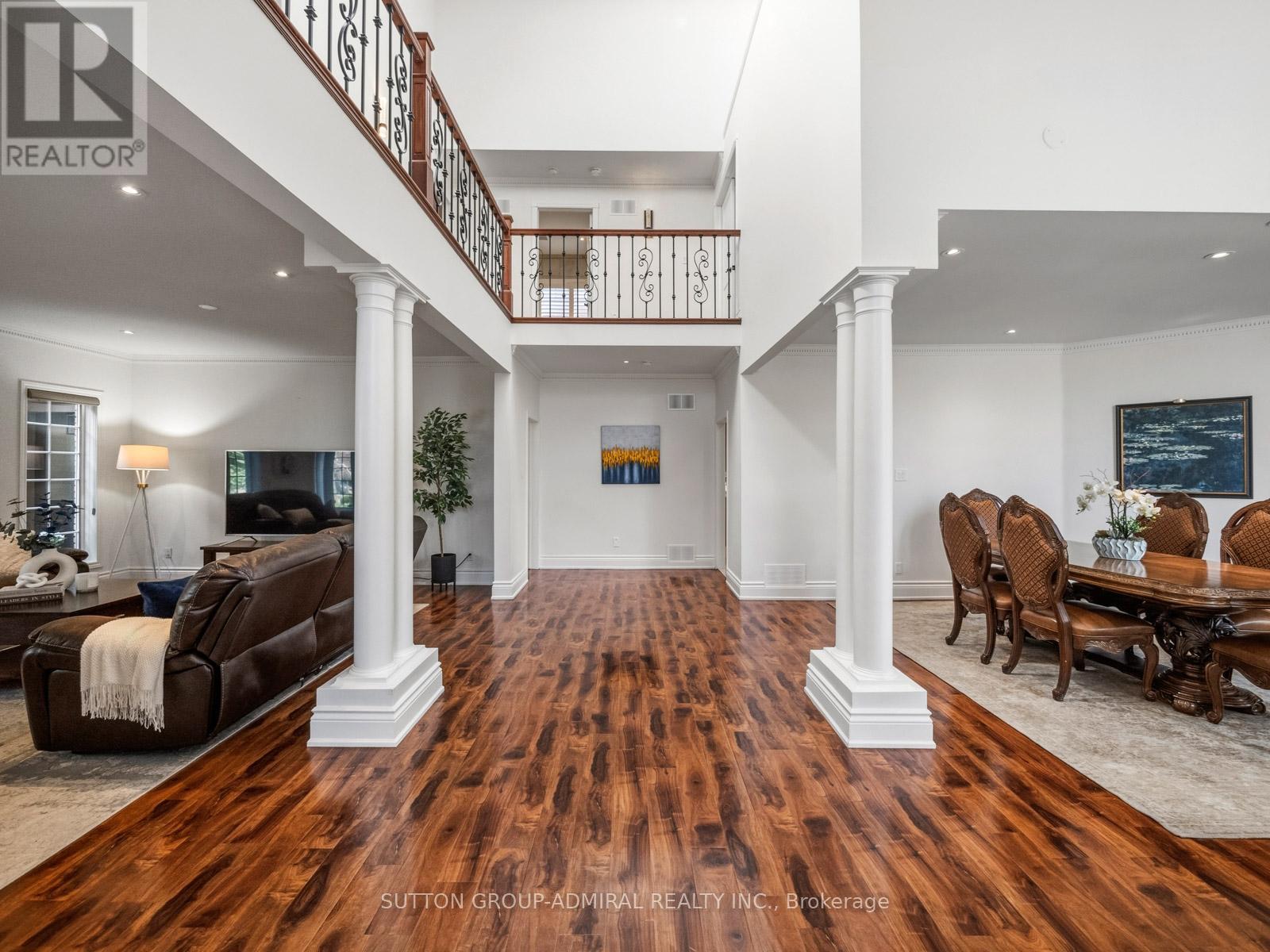 6 Colton Crescent S, Vaughan, Ontario  L4L 3L7 - Photo 5 - N13076880