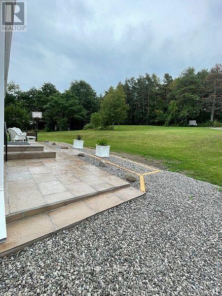 8162 Highway 12 Rd. W. Road, Oro-Medonte, Ontario  L3V 6H2 - Photo 2 - S13076858