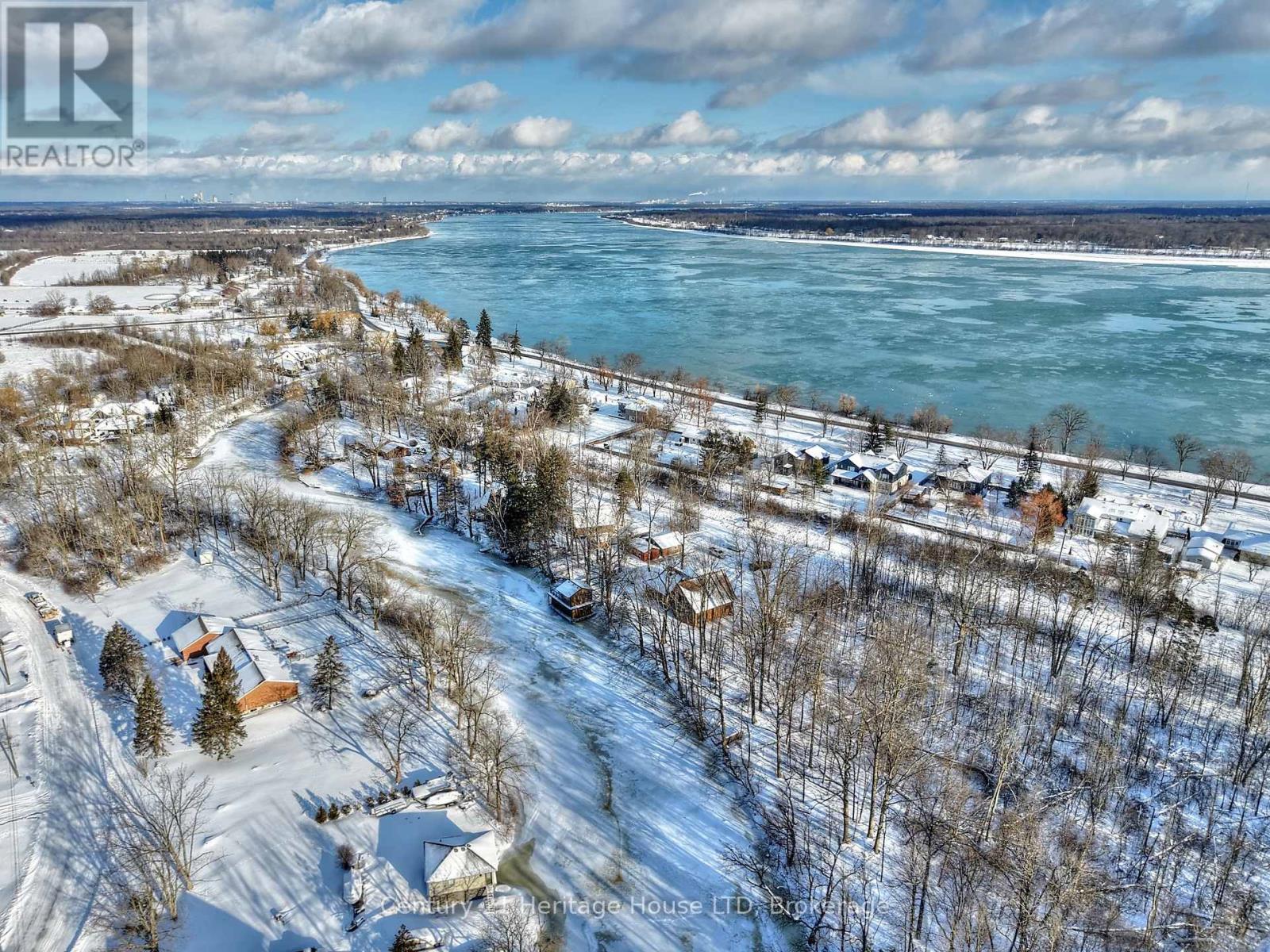 3722 Sussex Lane, Fort Erie, Ontario  L0S 1S0 - Photo 35 - X12730892