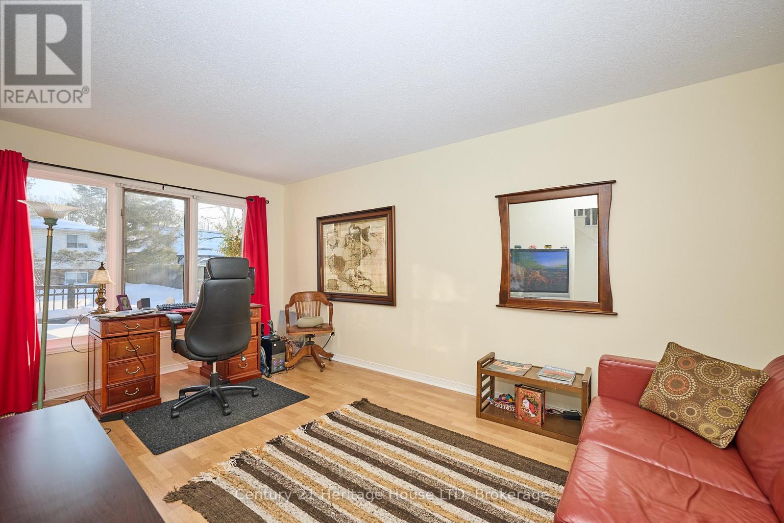 3722 Sussex Lane, Fort Erie, Ontario  L0S 1S0 - Photo 5 - X12730892