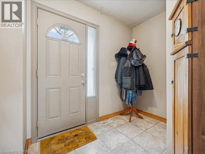 51 Paulander Drive Unit# 31, Kitchener, Ontario  N2M 5E5 - Photo 3 - 40808400