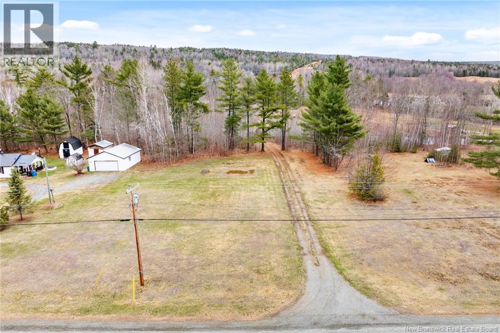 1832 Route 105, Southampton, New Brunswick  E6G 1M6 - Photo 11 - NB135221