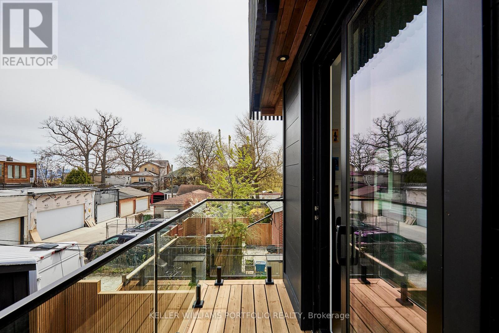 43 Mcfarland Avenue, Toronto, Ontario  M6H 3M9 - Photo 14 - W13076810