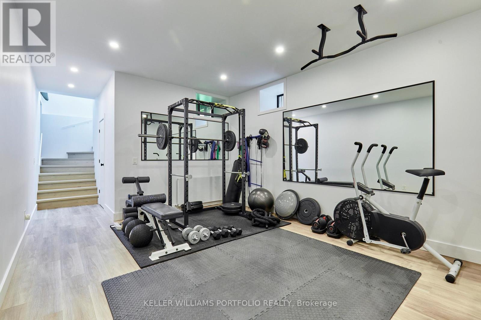 43 Mcfarland Avenue, Toronto, Ontario  M6H 3M9 - Photo 25 - W13076810