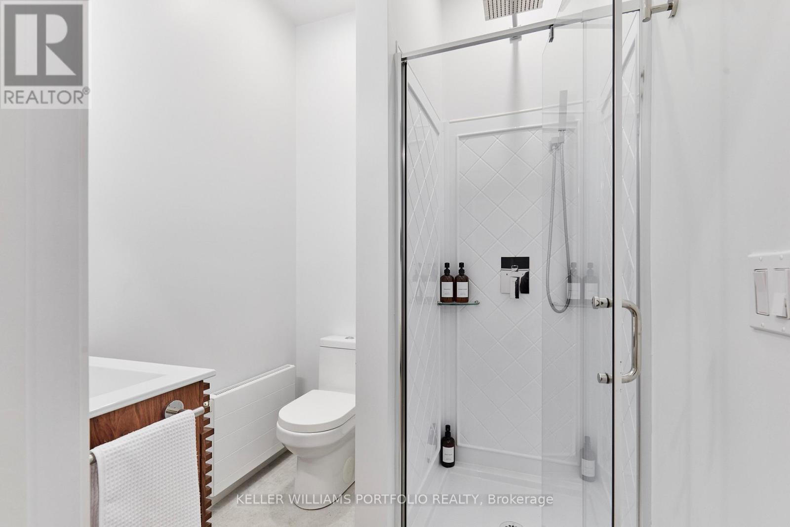 43 Mcfarland Avenue, Toronto, Ontario  M6H 3M9 - Photo 27 - W13076810
