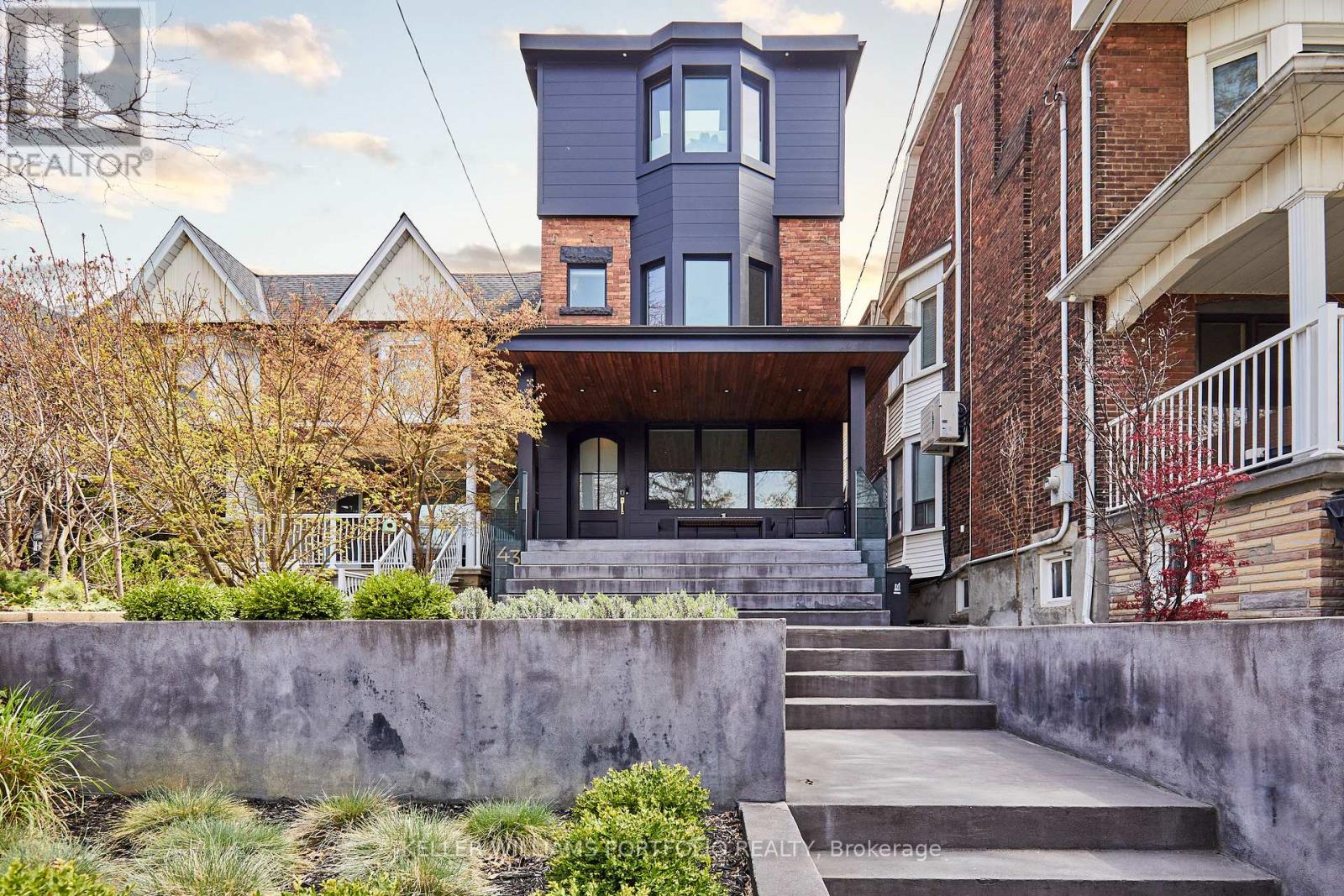 43 Mcfarland Avenue, Toronto, Ontario  M6H 3M9 - Photo 29 - W13076810