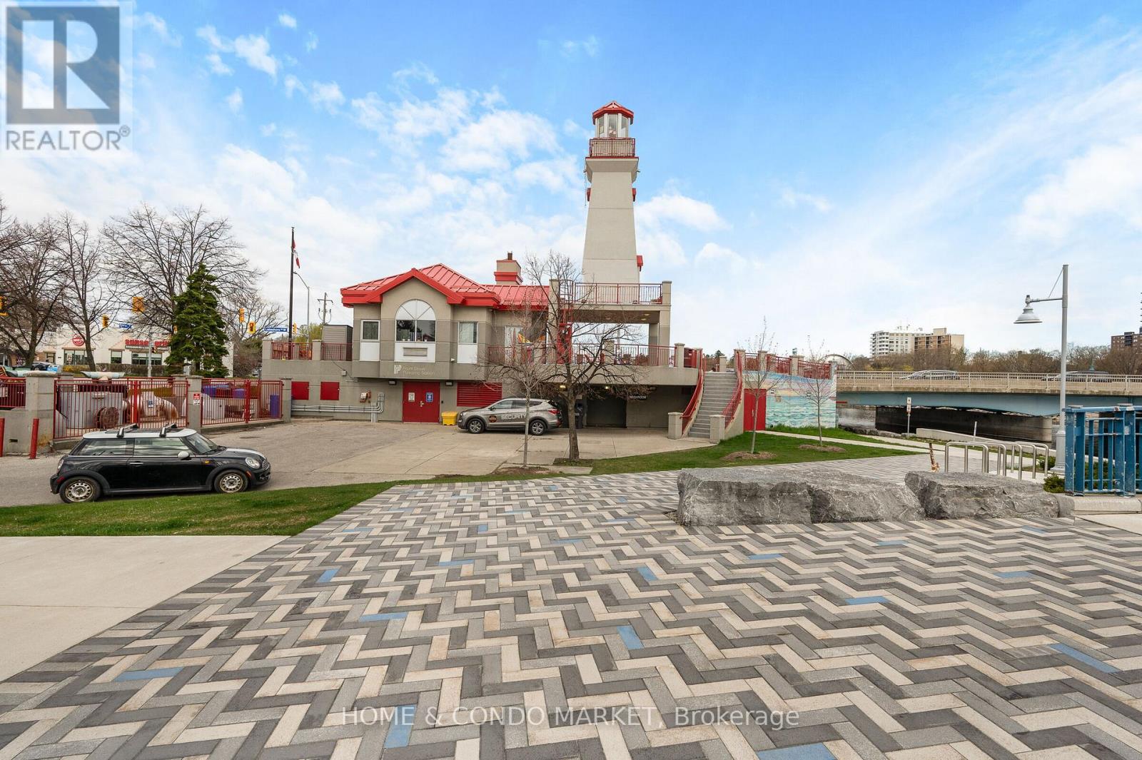 3 - 194 Lakeshore Road W, Mississauga, Ontario  L5H 1G6 - Photo 39 - W13076816