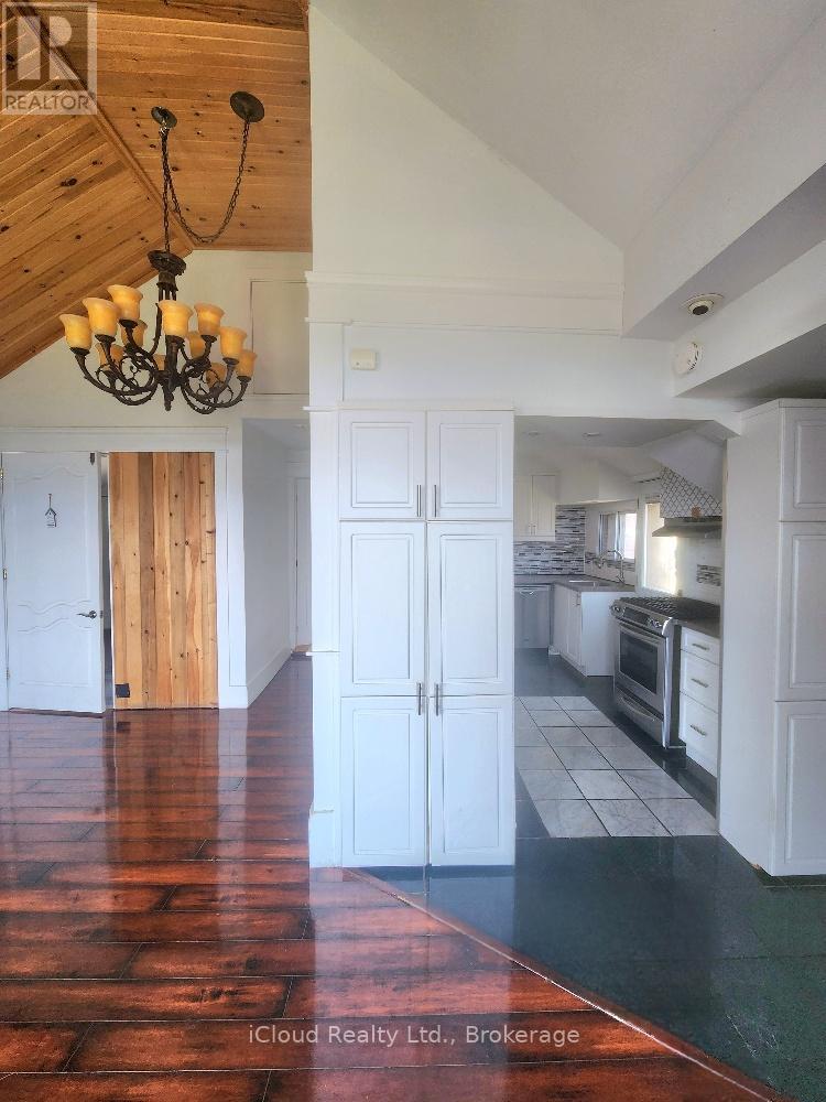 645 Beach Boulevard, Hamilton, Ontario  L8H 6Y3 - Photo 4 - X13076836