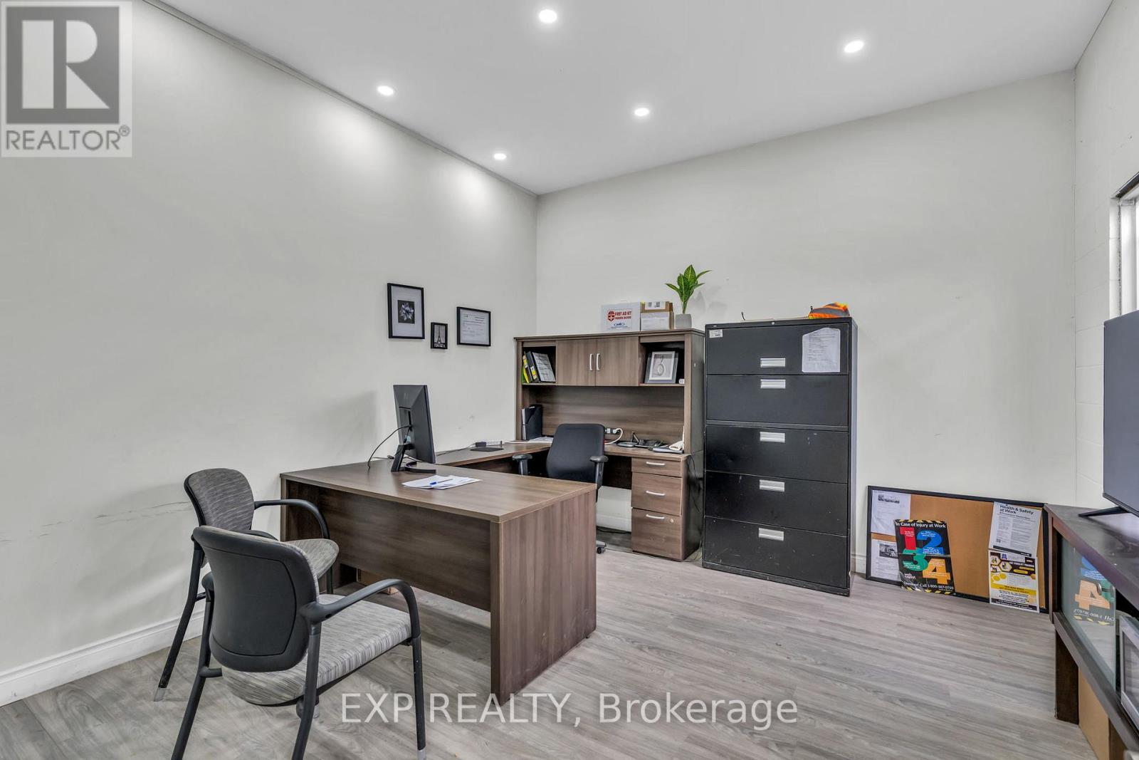 1 - 170 Vondrau Drive, Cambridge, Ontario  N3E 1B8 - Photo 4 - X13076910