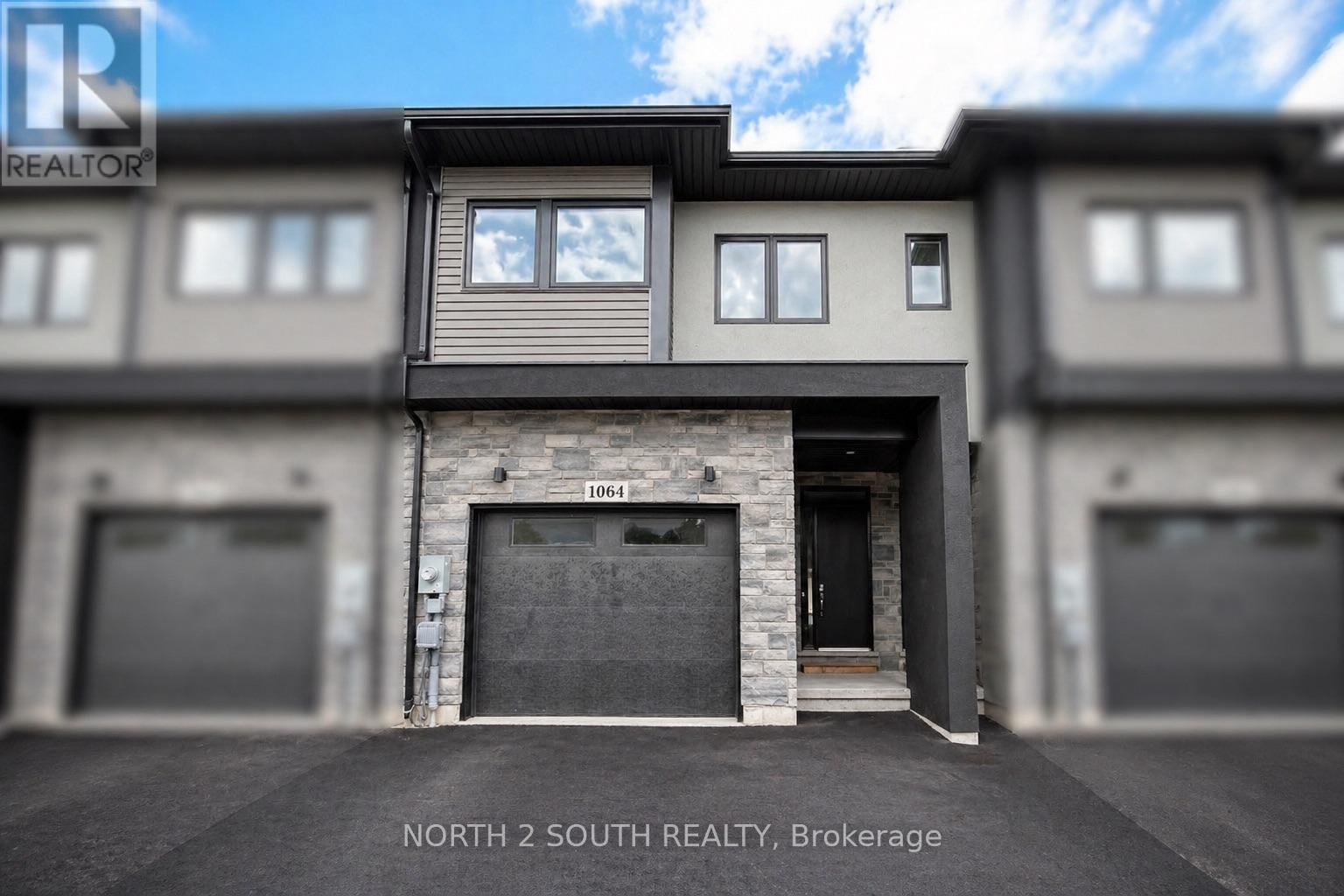 1064 Hansler Road, Welland, Ontario  L3C 7M5 - Photo 2 - X13076924