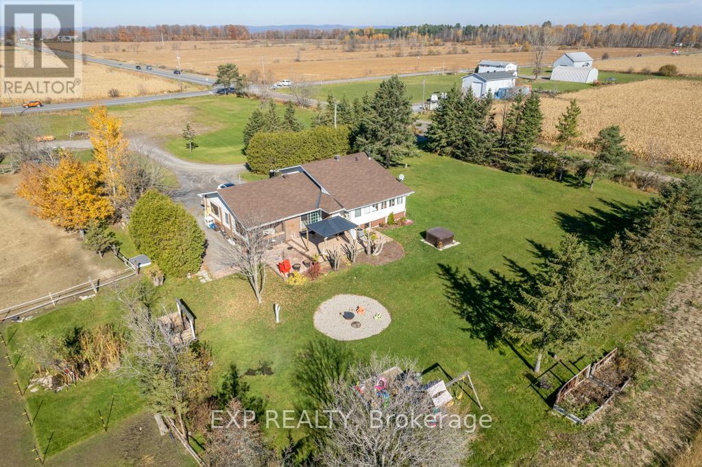 1014 Filion Road, Clarence-Rockland, Ontario  K0A 1N0 - Photo 8 - X12912504