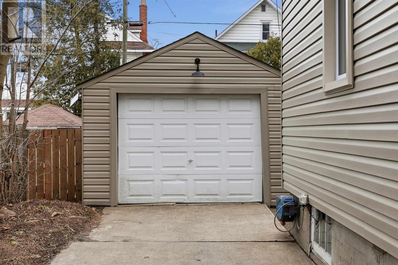 239 Simpson St, Sault Ste. Marie, Ontario  P6B 2Z6 - Photo 4 - SM260848