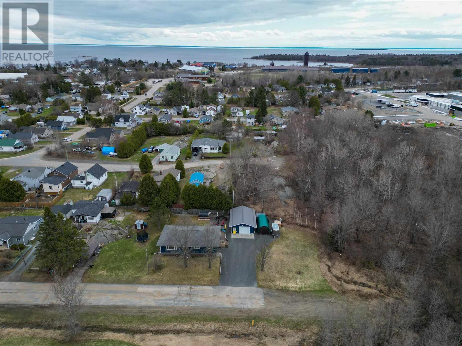 19 Ash St, Blind River, Ontario  P0R 1B0 - Photo 7 - SM260849