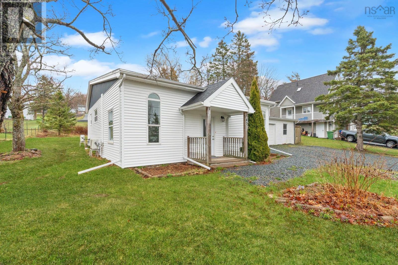 47 Hillcrest Avenue, Lower Sackville, Nova Scotia  B4C 1X2 - Photo 2 - 202609515