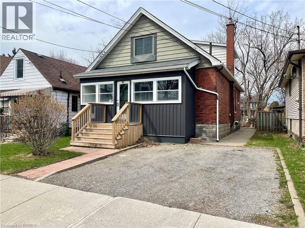 42 EAST 31ST Street, Hamilton, Ontario