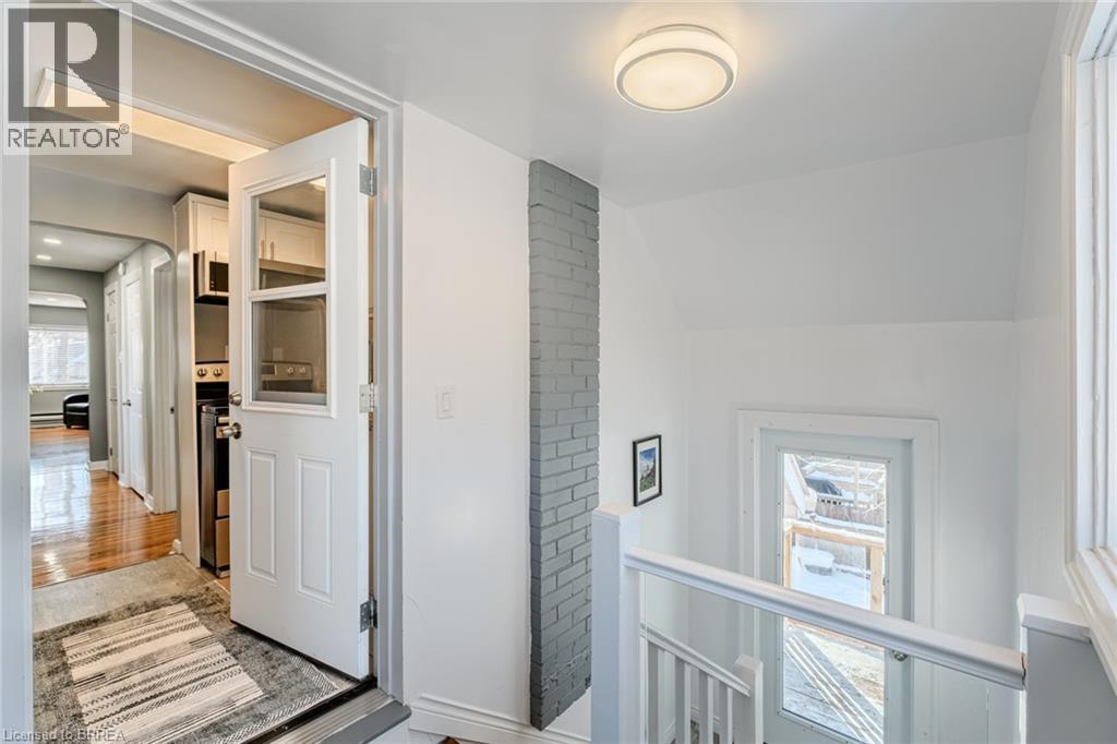 42 East 31st Street, Hamilton, Ontario  L8V 3N7 - Photo 26 - 40817665