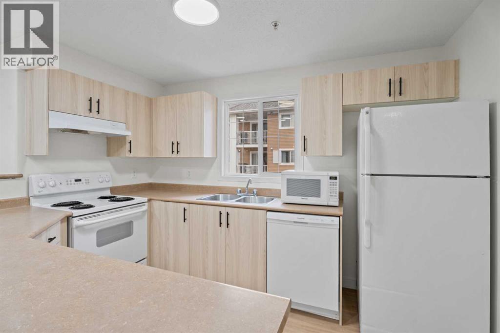 3325, 10 Prestwick Bay Se, Calgary, Alberta  T2Z 0B3 - Photo 6 - A2296315