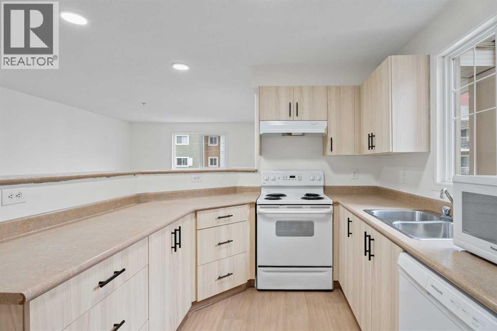 3325, 10 Prestwick Bay Se, Calgary, Alberta  T2Z 0B3 - Photo 5 - A2296315