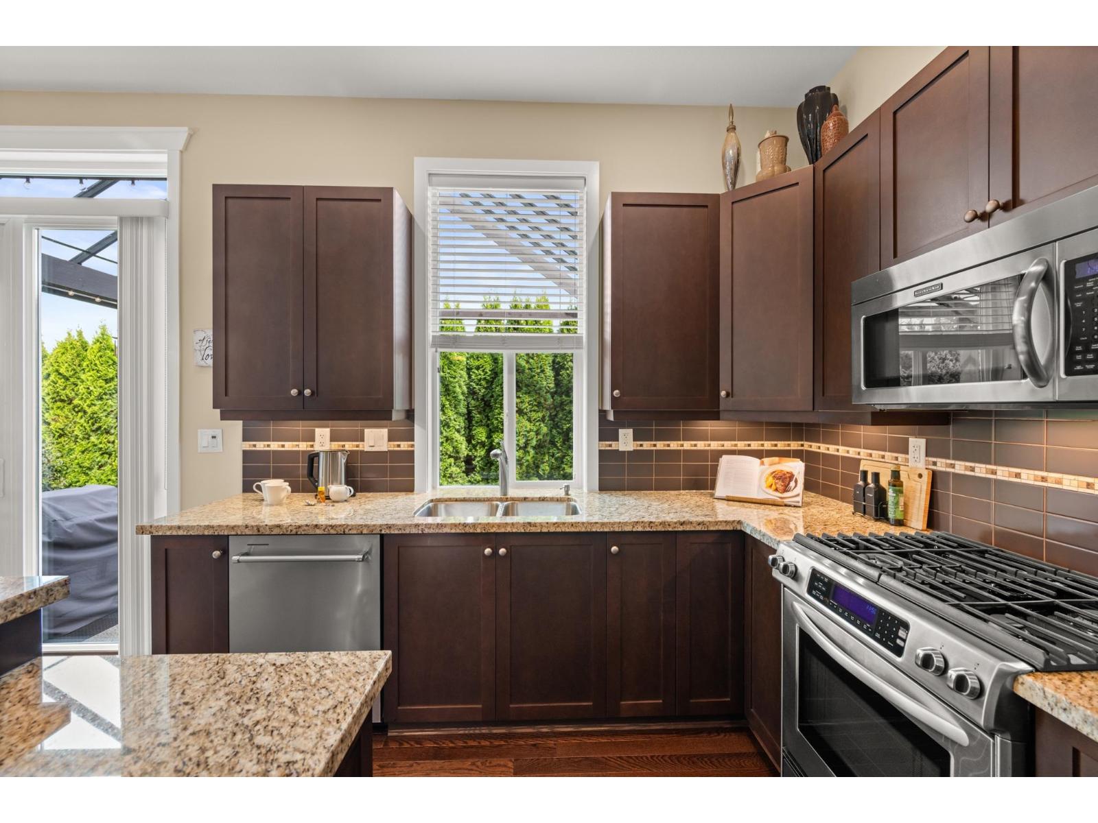 6093 163a Street, Surrey, British Columbia  V3S 2H7 - Photo 14 - R3117849