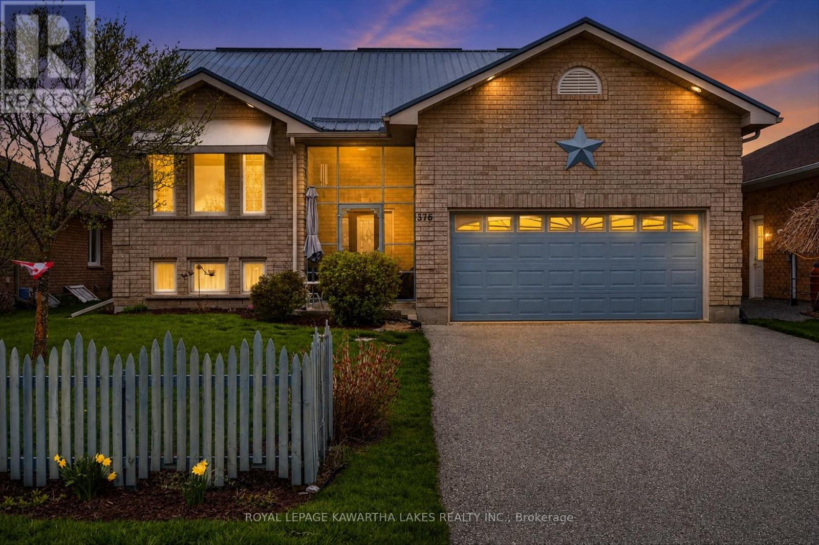 376 WALLACE DRIVE, Kawartha Lakes, Ontario