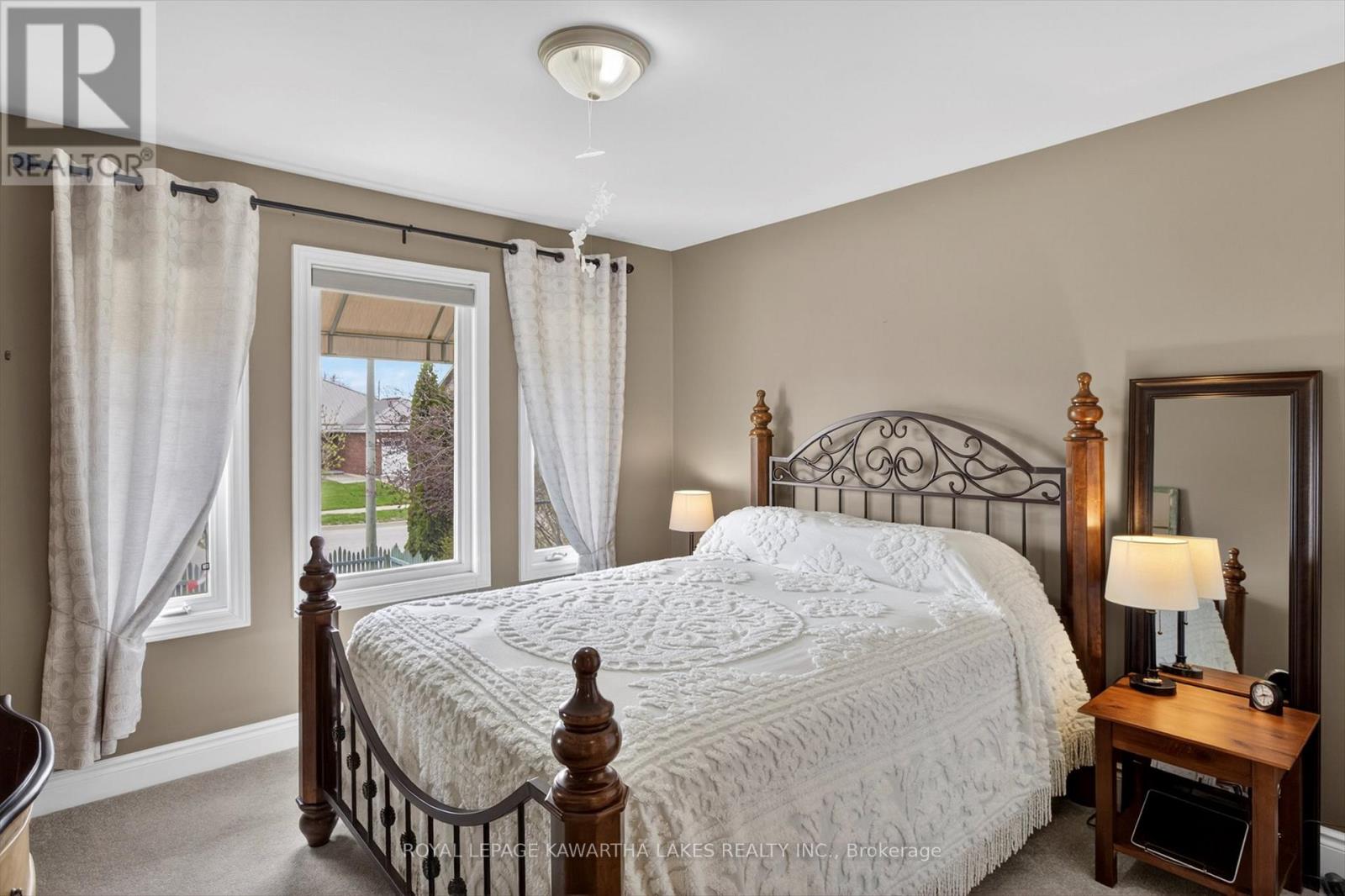 376 Wallace Drive, Kawartha Lakes, Ontario  K9V 6K7 - Photo 18 - X13077012