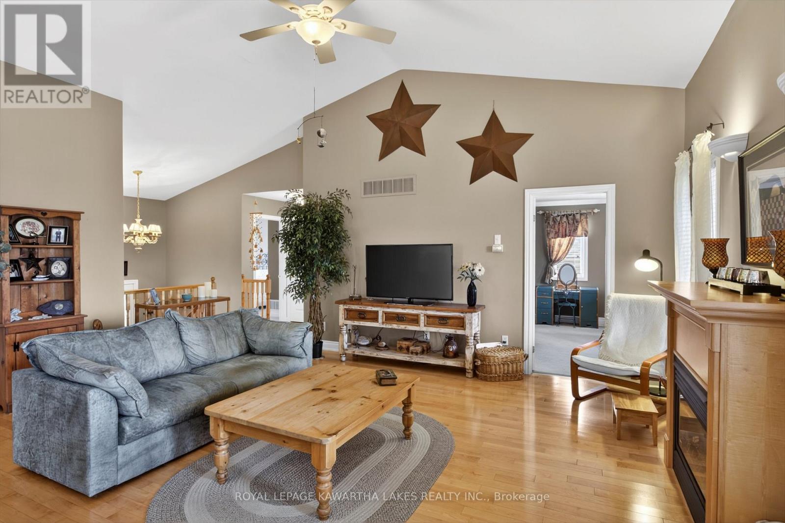 376 Wallace Drive, Kawartha Lakes, Ontario  K9V 6K7 - Photo 8 - X13077012